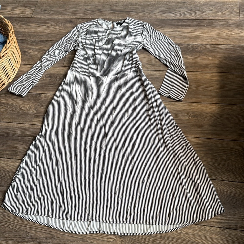 Something Navy striped dress long sleeve size xs - Picture 7 of 12